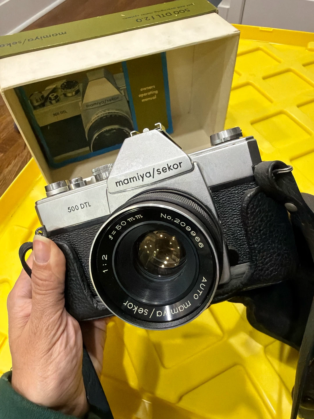 Mamiya/Sekor 500 DTL Camera with Case