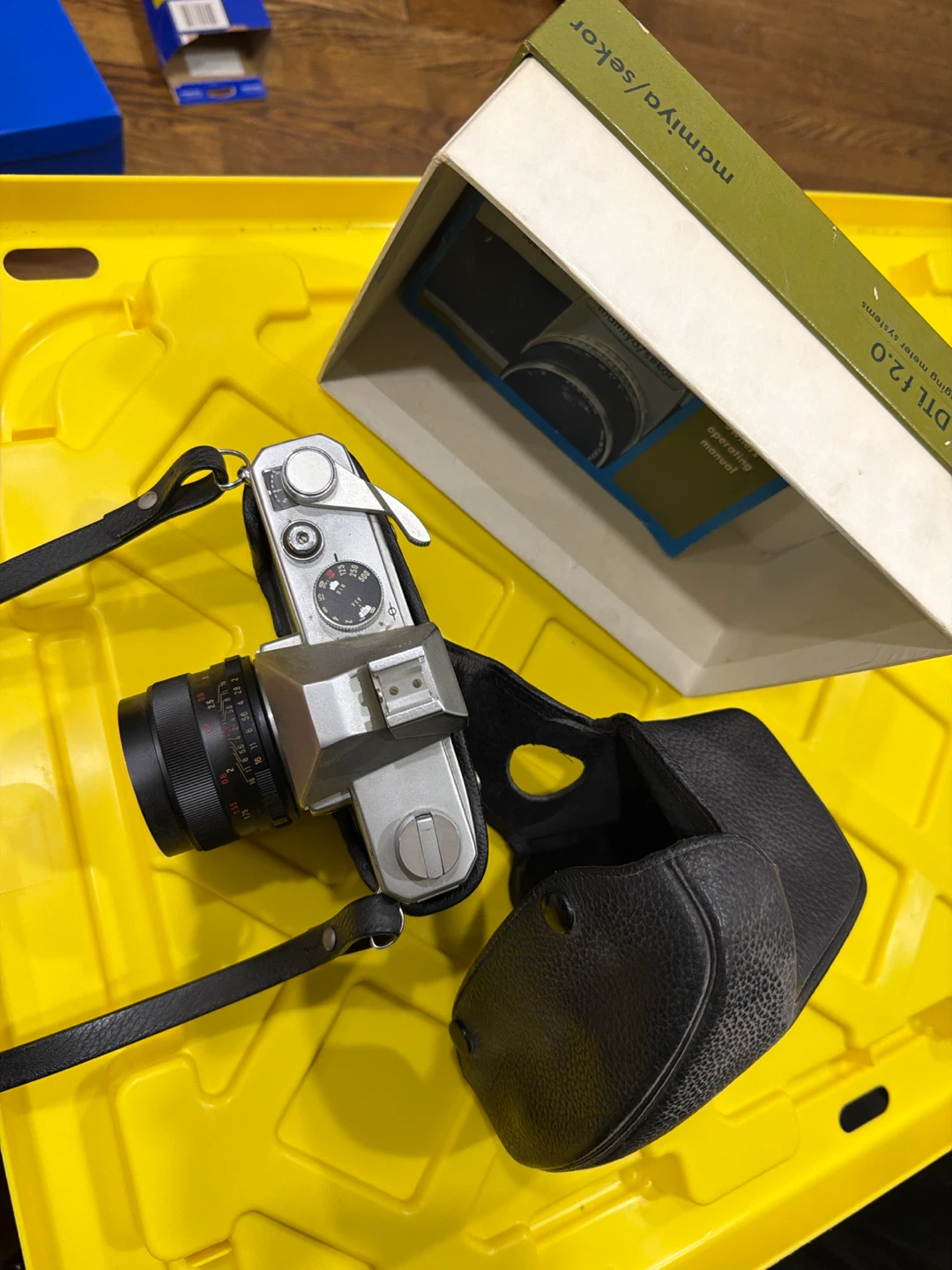Mamiya/Sekor 500 DTL Camera with Case - photo 2