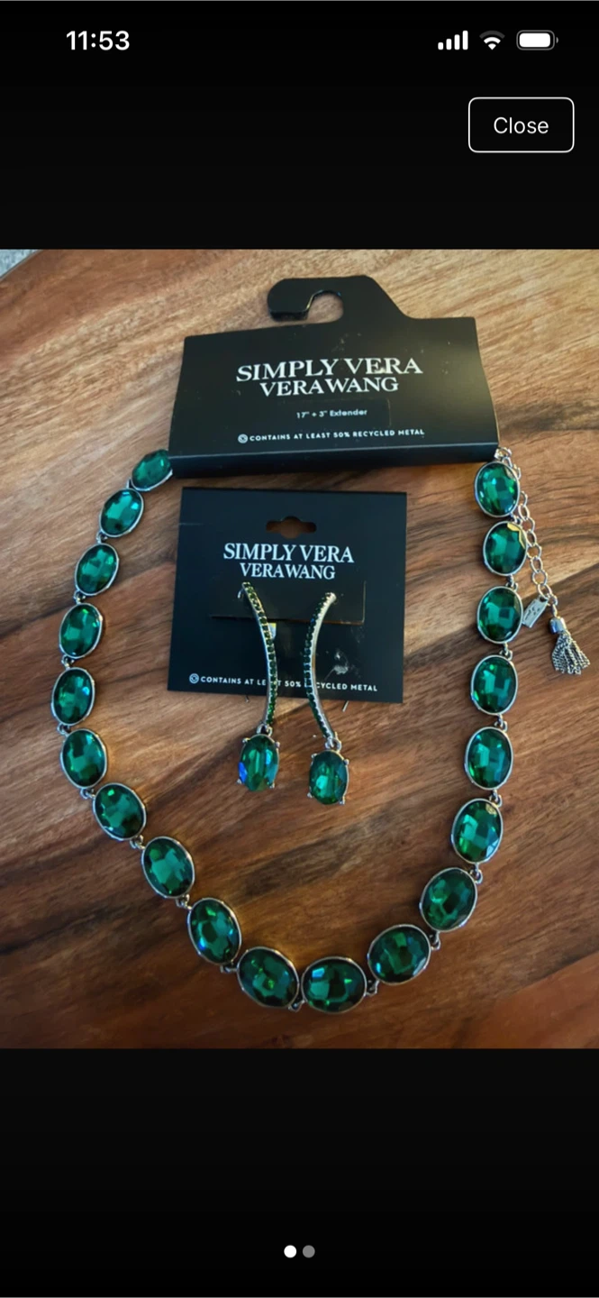 Simply Vera Vera Wang Necklace and Earrings Set