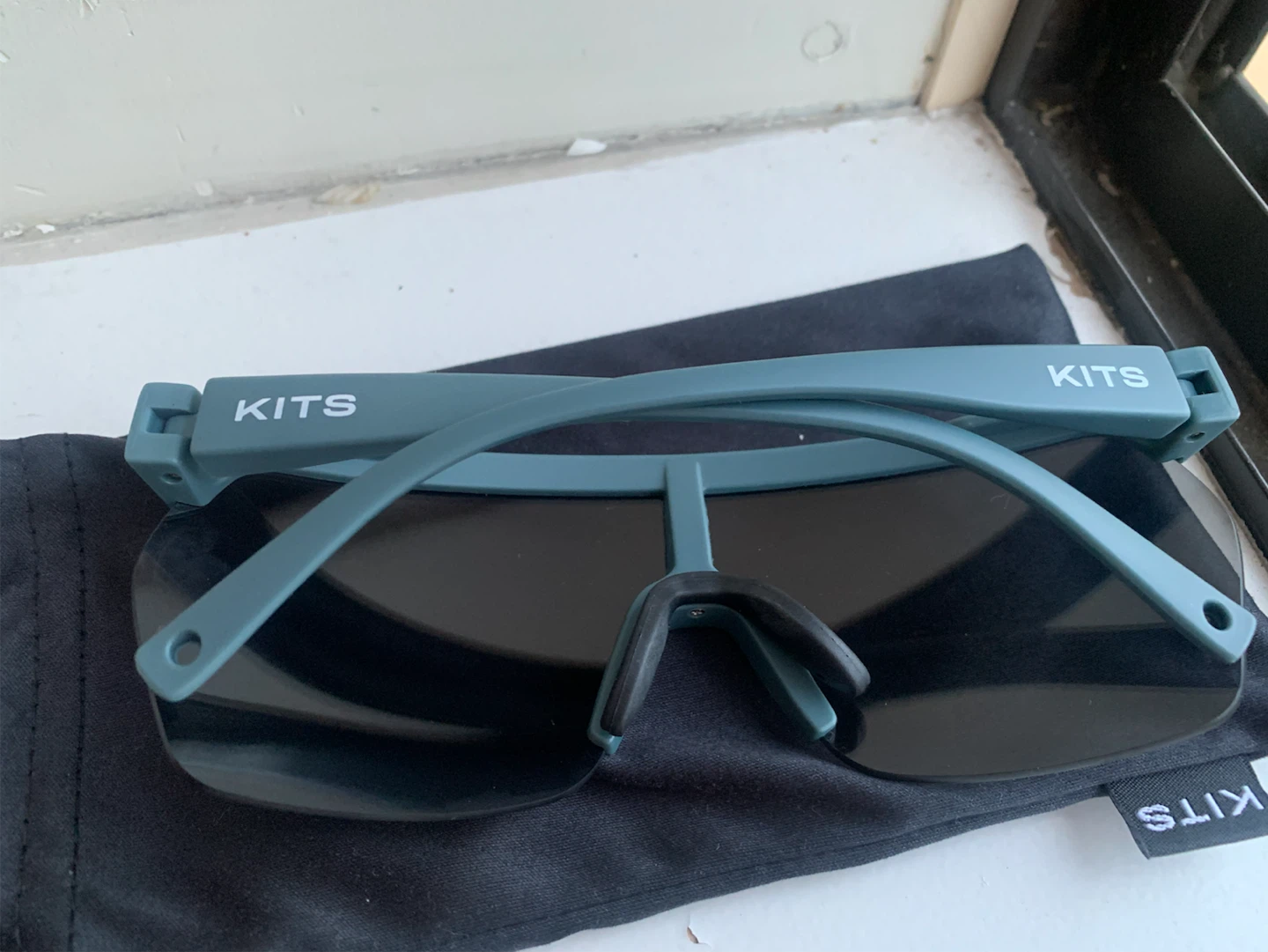 Kits Pace Sunglasses - black Mirror - photo 2