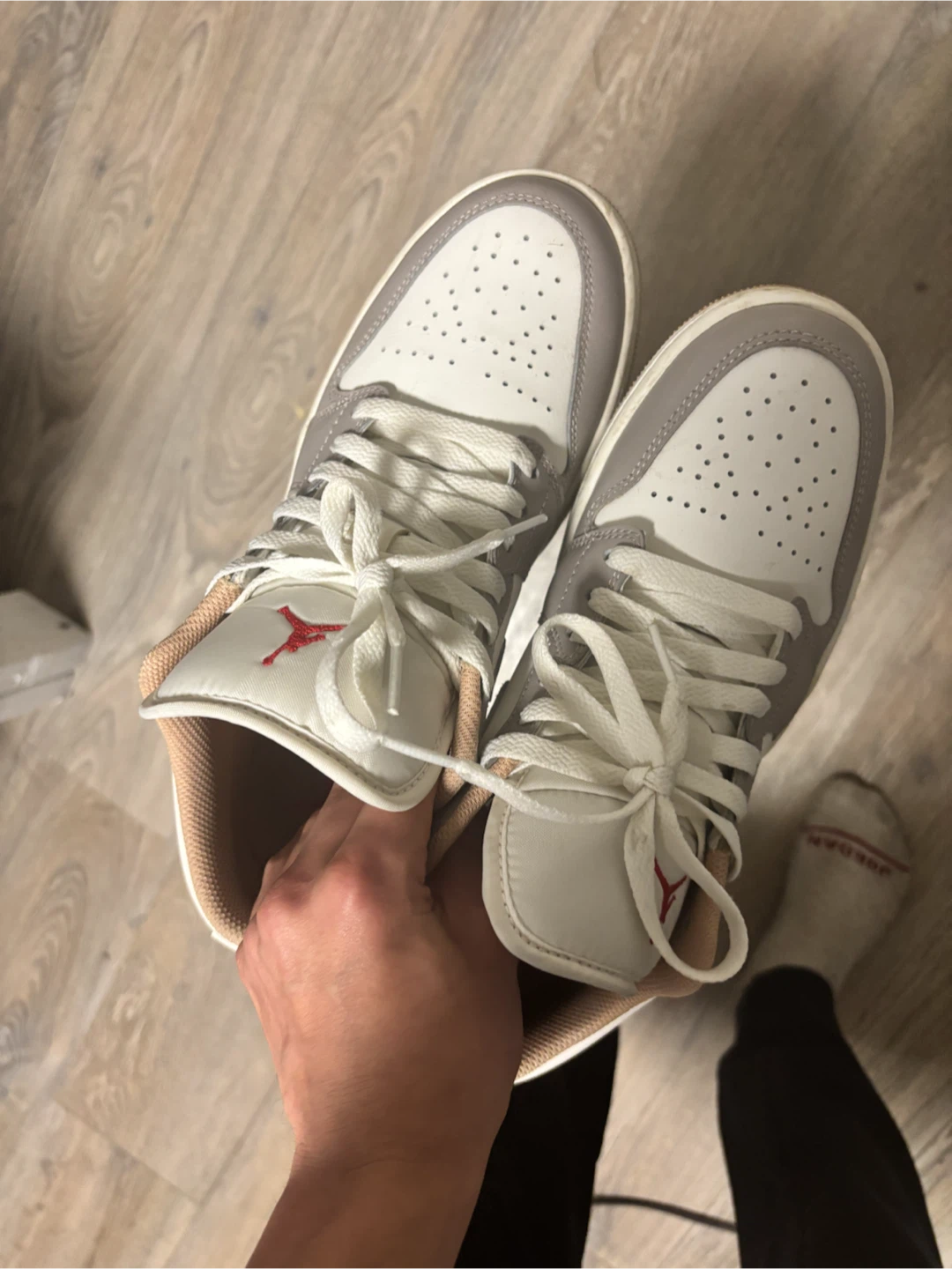 Air Jordan 1 Low Sneakers - photo 2