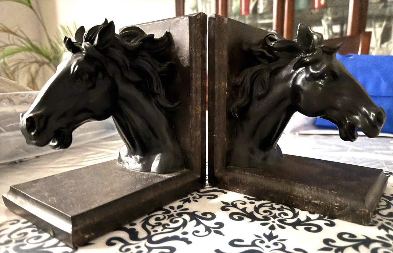 Horse Head Bookends - Black (6” x 6”) - photo 4