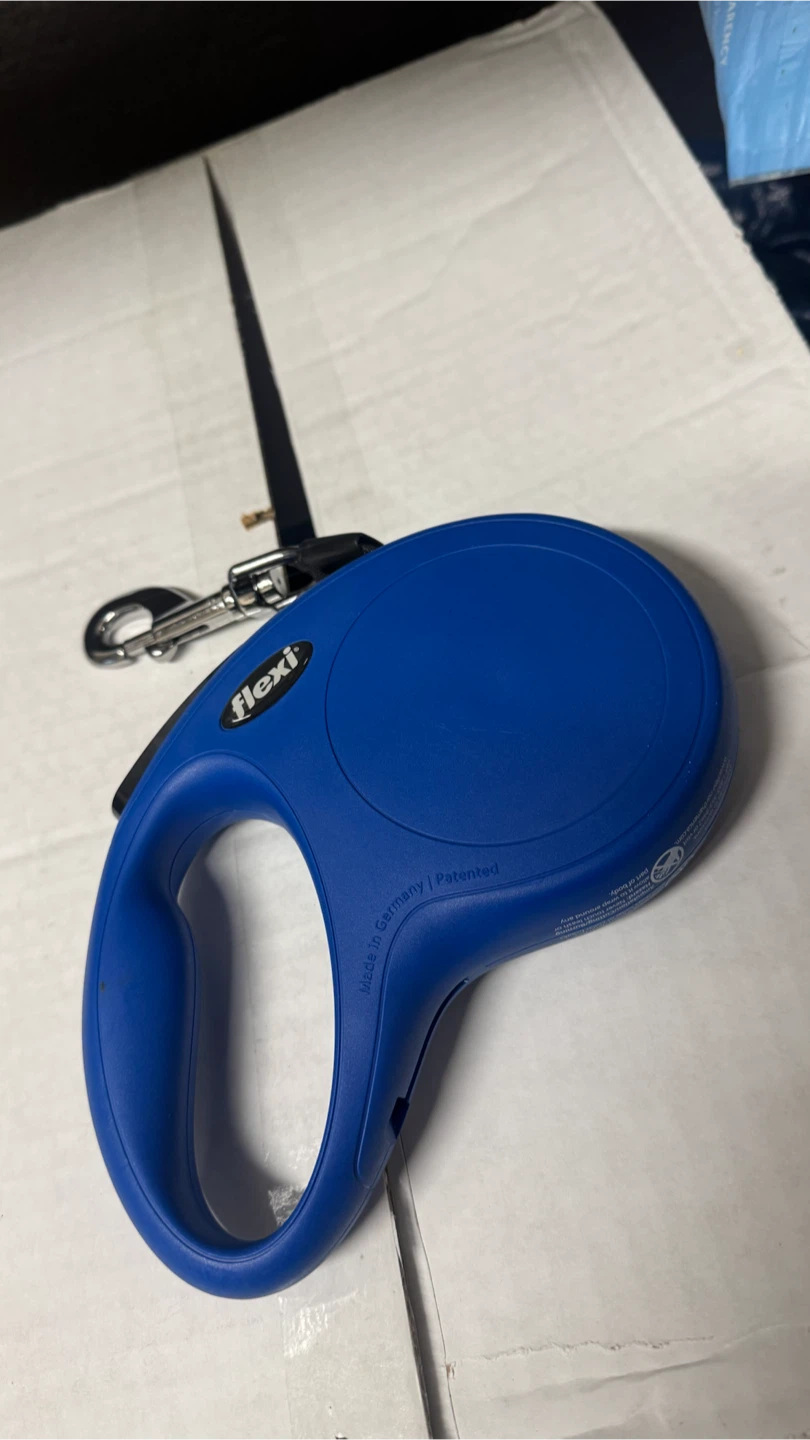 Flexi Classic Retractable Dog Leash - Blue