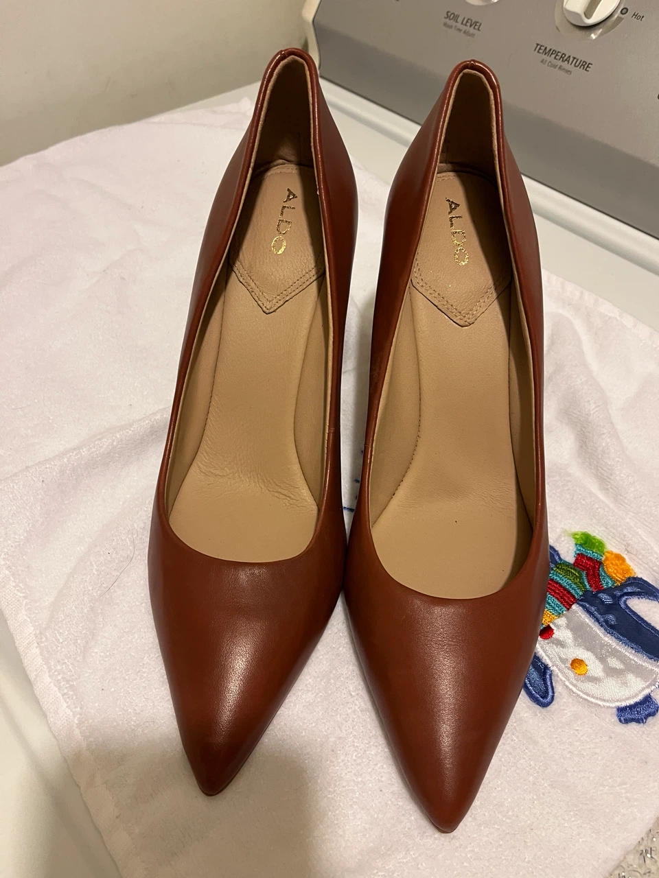 ALDO flex leather Heels