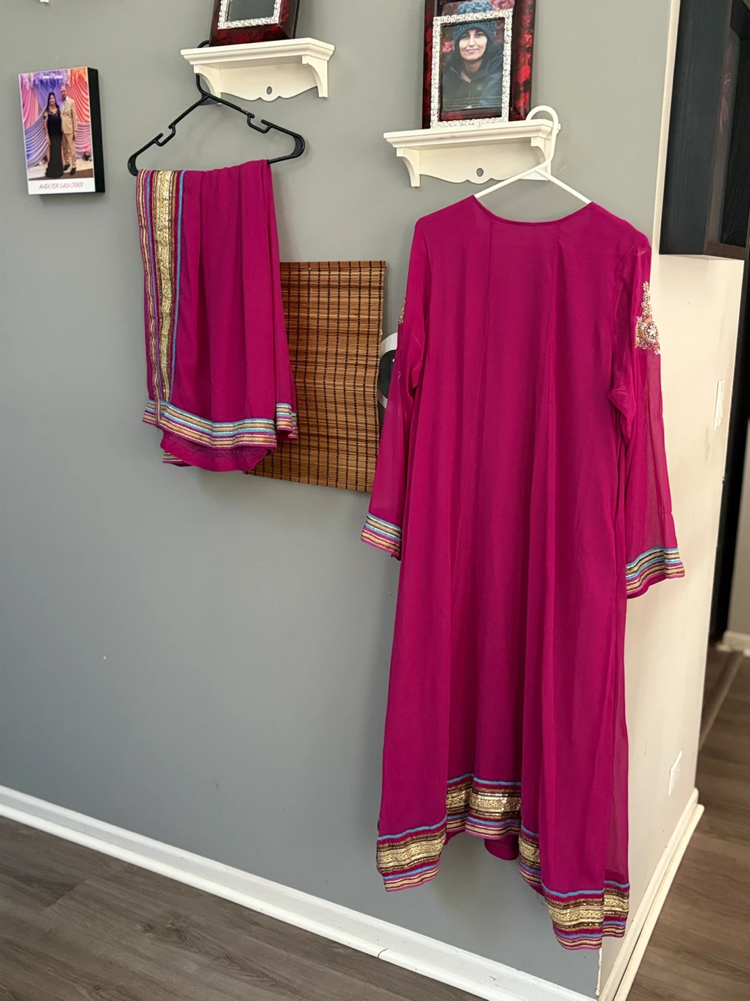 Women's Pink Embroidered Kurti and Dupatta Or Scarf  Set - photo 3