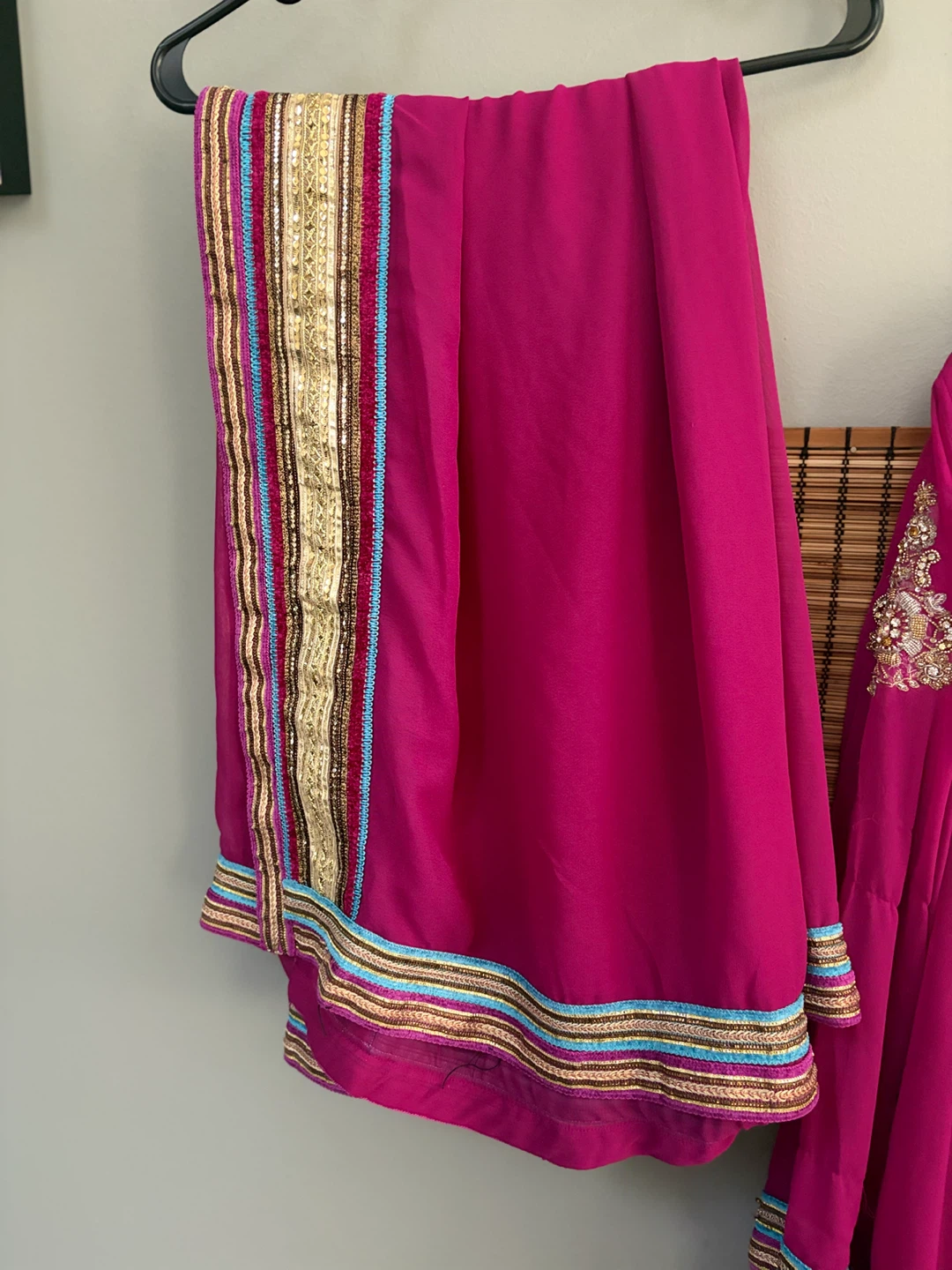 Women's Pink Embroidered Kurti and Dupatta Or Scarf  Set - photo 4