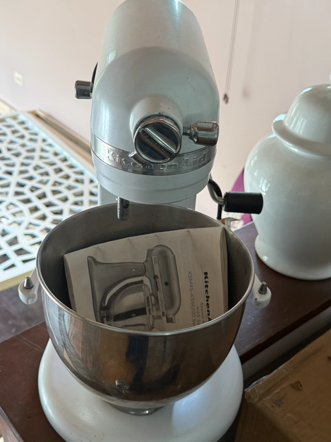 KitchenAid Classic Stand Mixer - White - photo 2