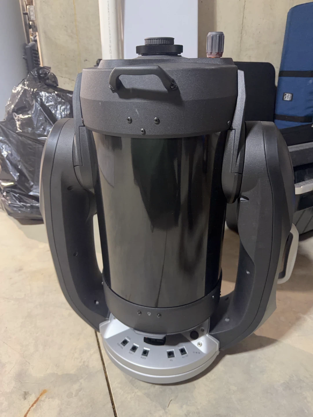 Celestron CPC 1100 GPS Telescope (LIKE NEW) - photo 3