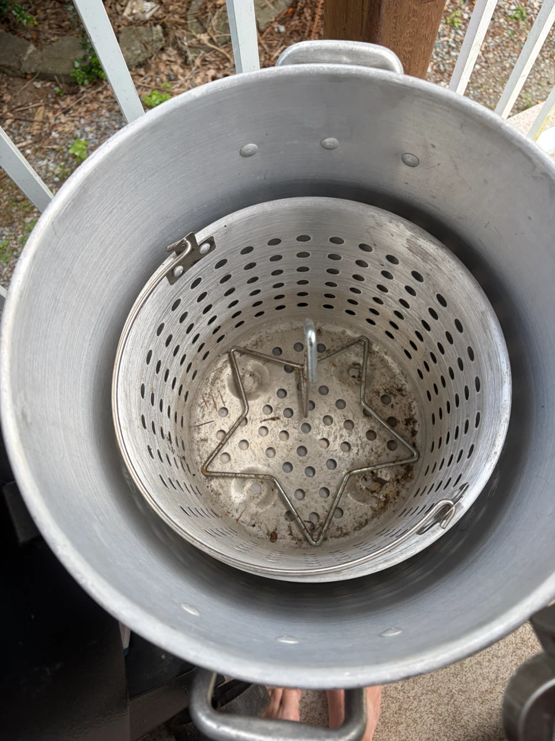 Large Aluminum Deep Fryer Pot with Basket - photo 3