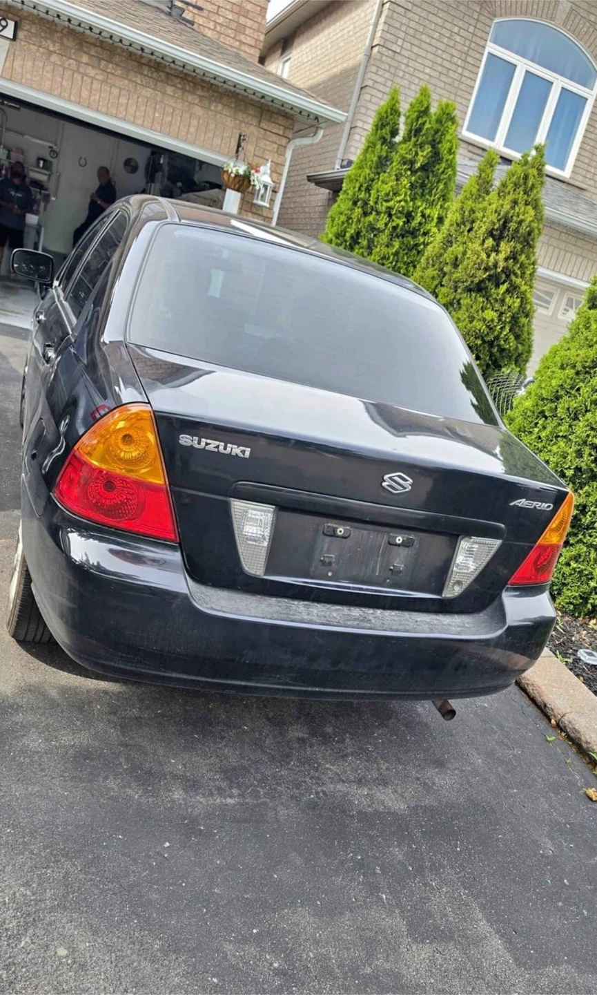 2002  Suzuki Aerio ( VERY LOW KM ) - photo 2