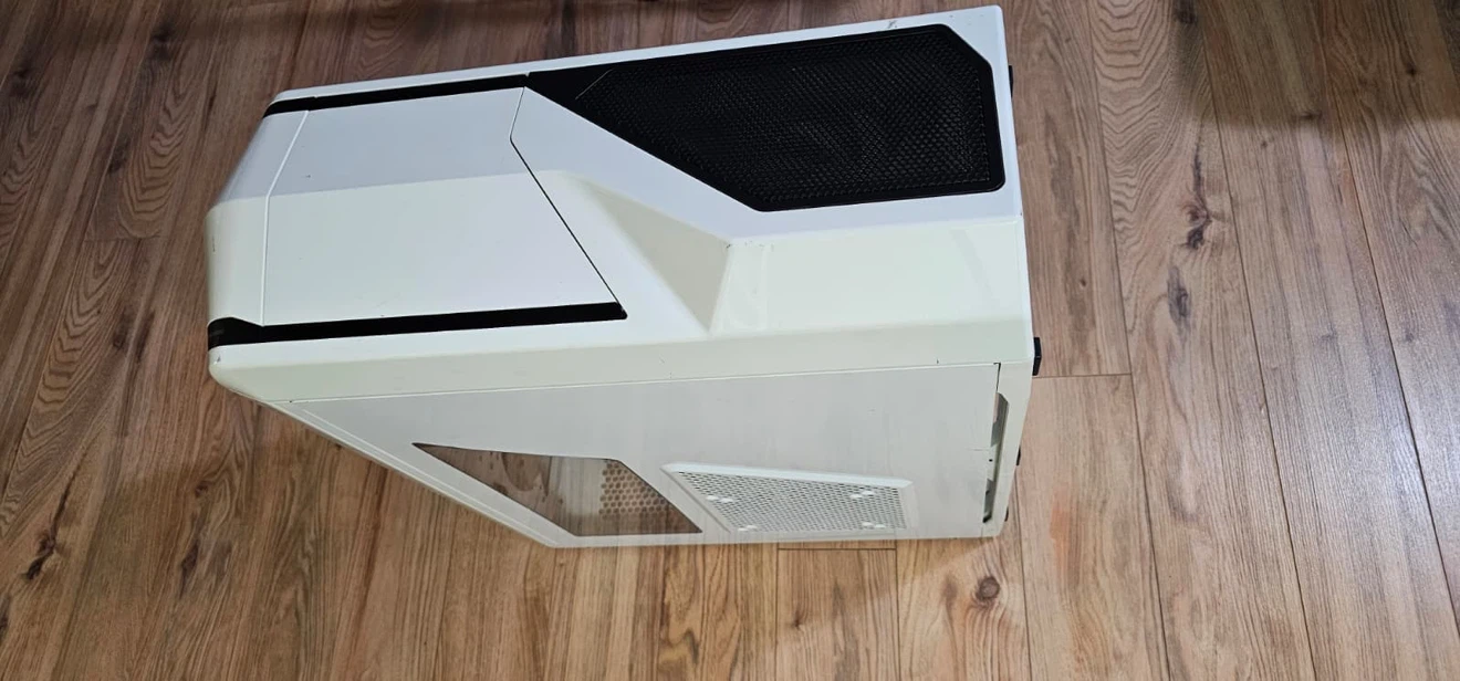 NZXT Phantom White Mid-Tower Gaming PC Case w/ Window + 2 Fans
