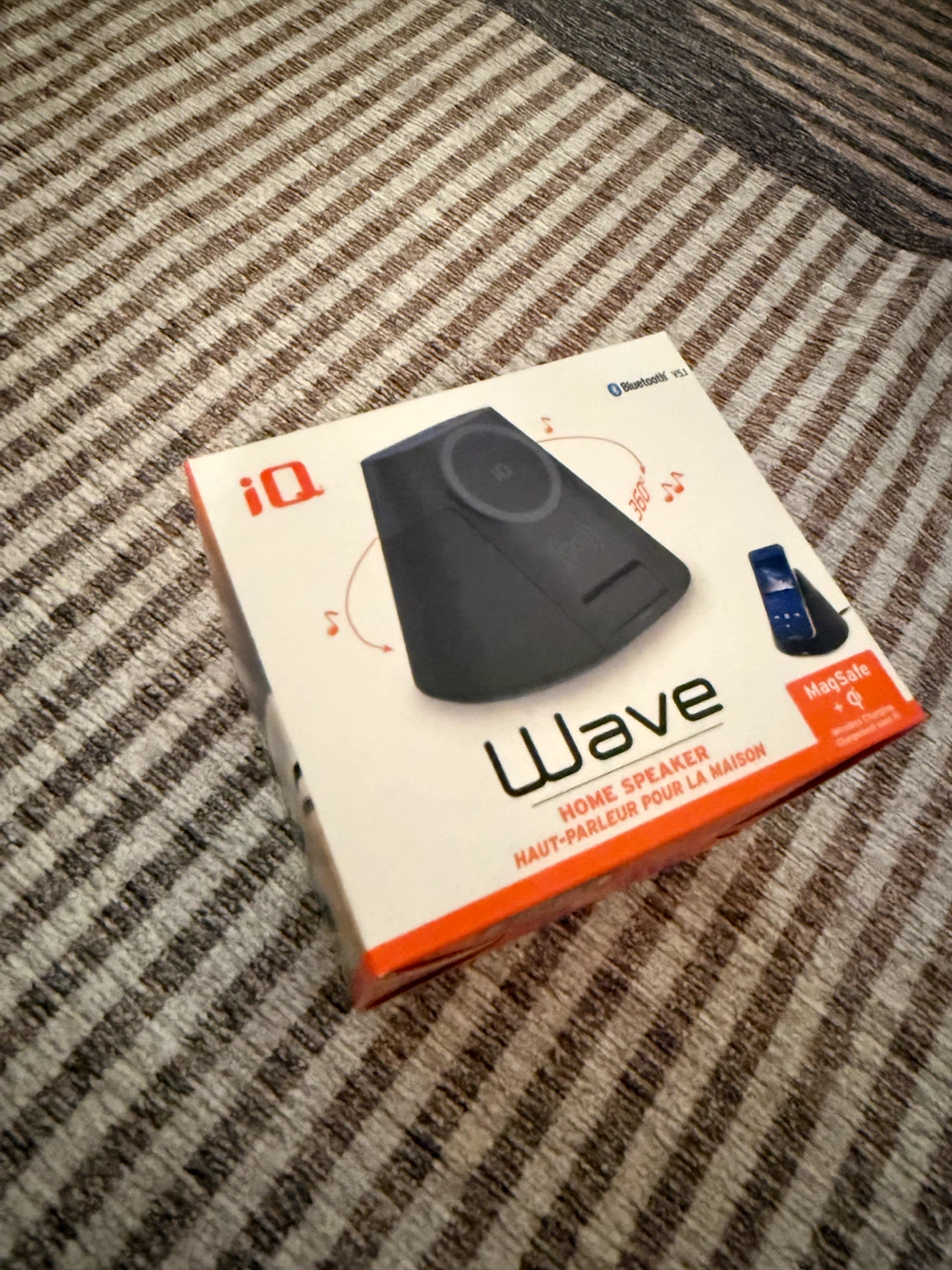 NEW iQ Wave Bluetooth Home Speaker + 15W Wireless Charger