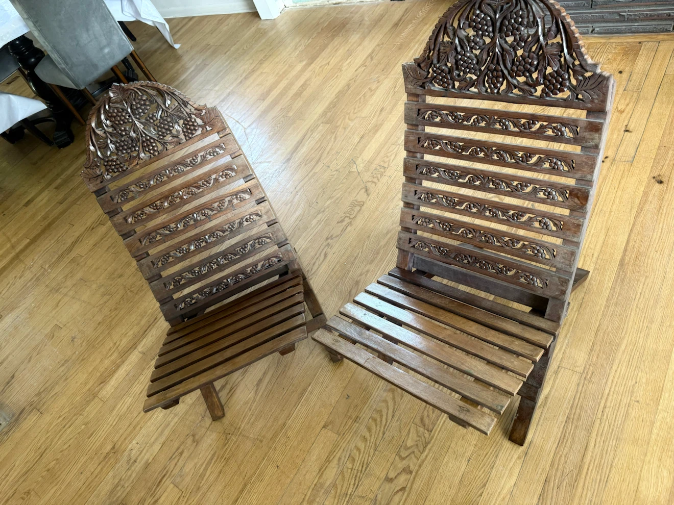 Set of 2 Hand Carved Wooden Chairs with Grapevine Motif