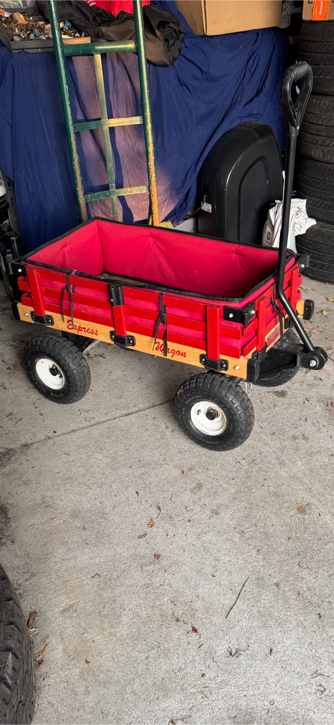 Little Red Express Wagon