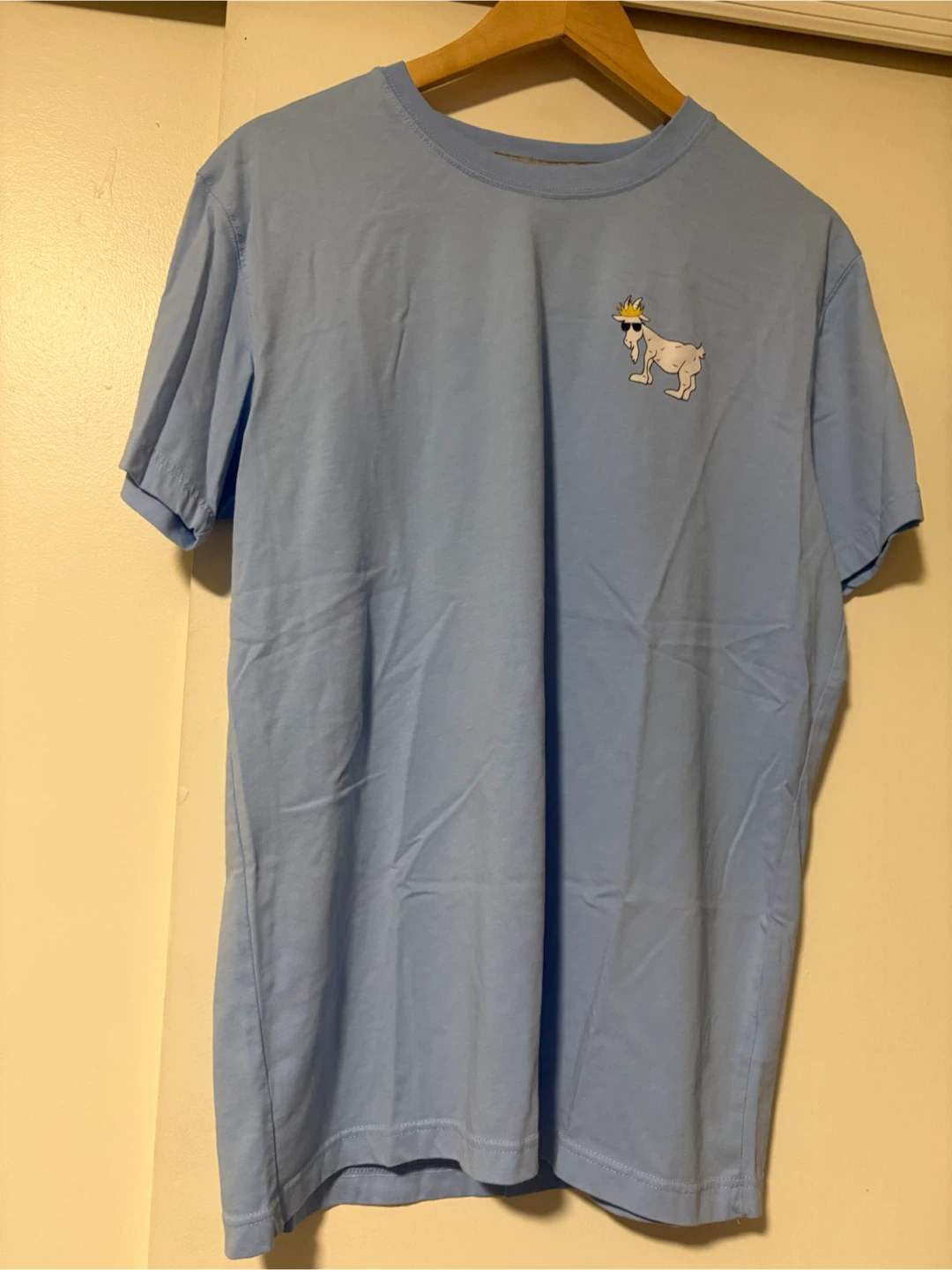 GOAT USA T-Shirt & Under Armour Long Sleeve Shirt - photo 4