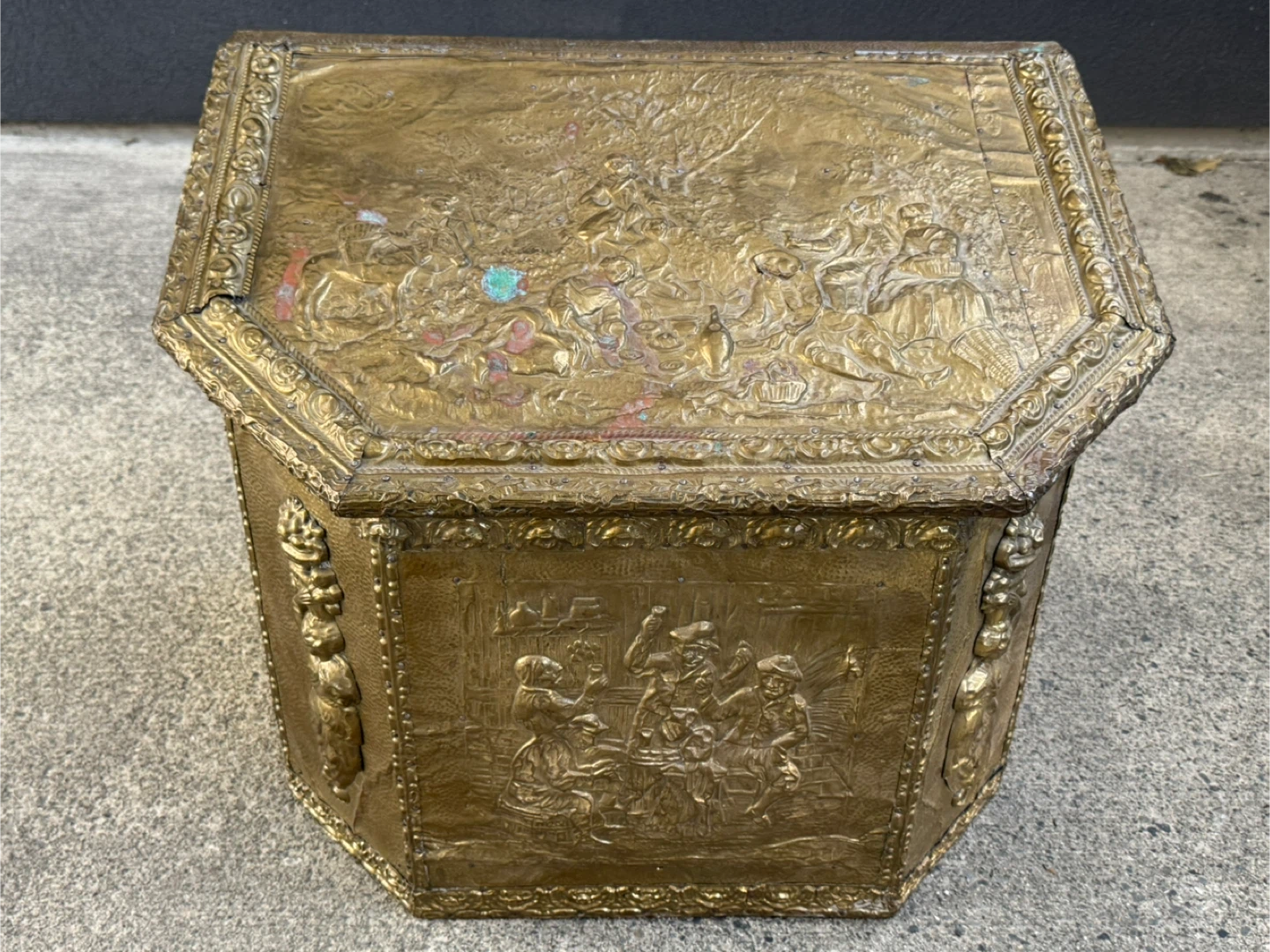 Antique Late Victorian Wood w/Brass Repousse Firewood/Coal Chest