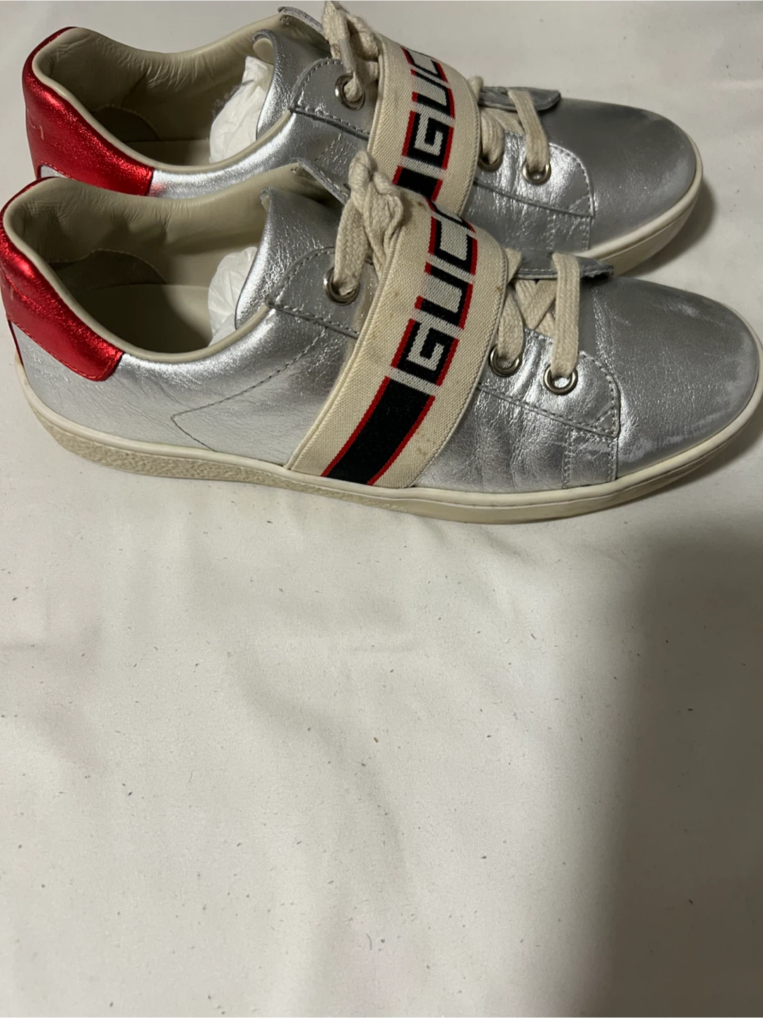 Kids- Gucci Silver Metallic Sneakers - photo 3