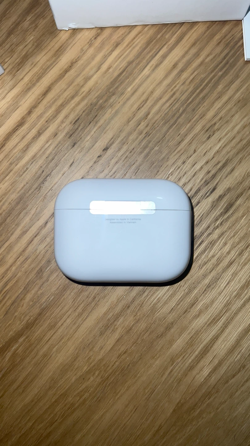 AirPod Pro (3rd Gen) - photo 3