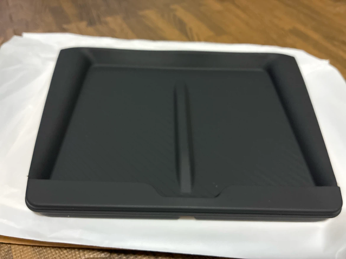 Tesla Model Y RWD Charging Pad Cover