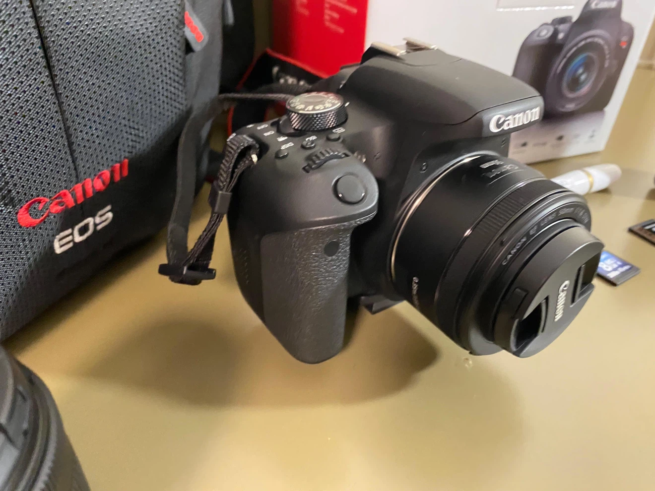 Canon EOS Rebel T7i DSLR Camera Kit - photo 4