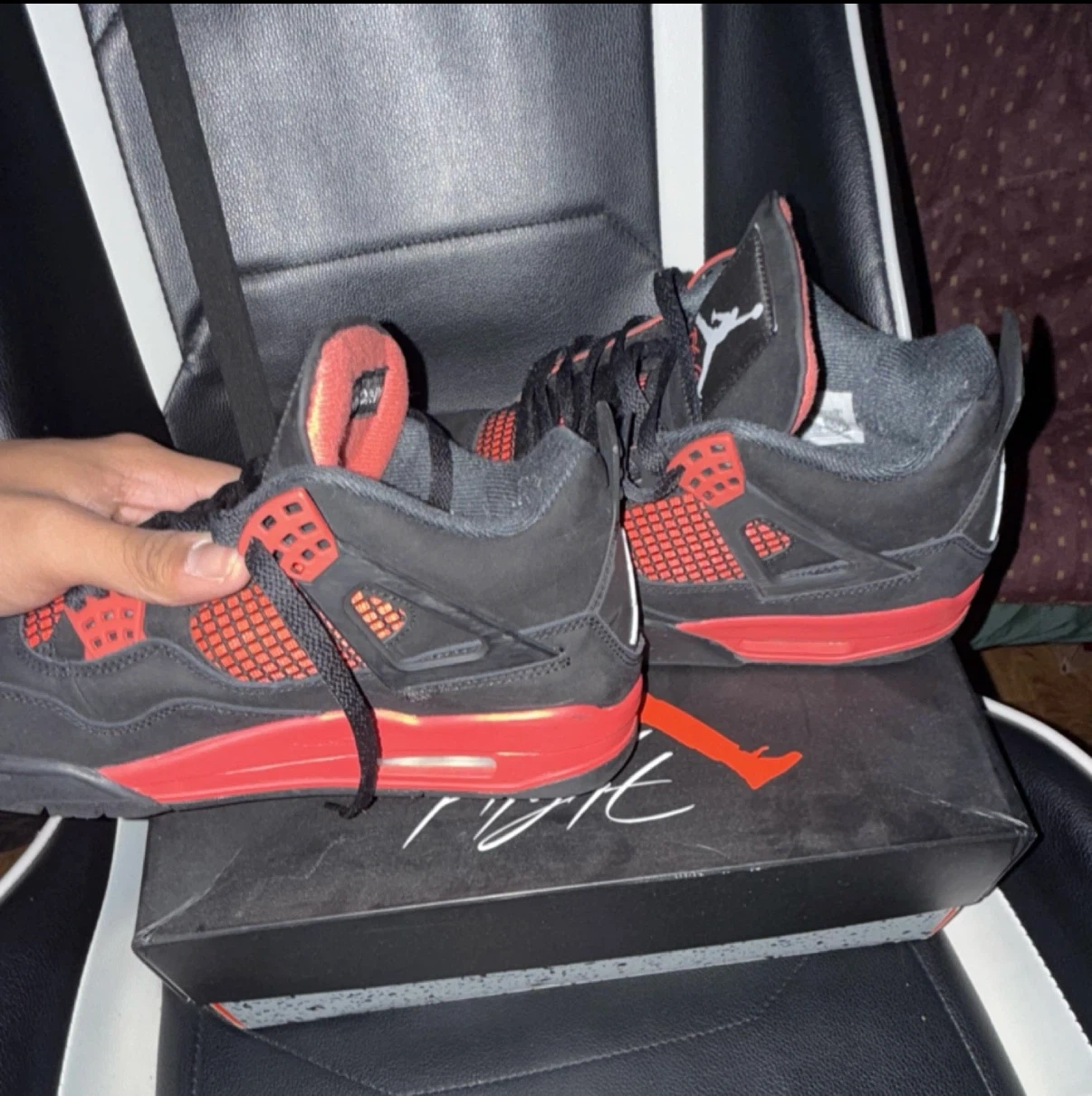 Air Jordan 4 Retro Bred Men's Size 8.5 - photo 4