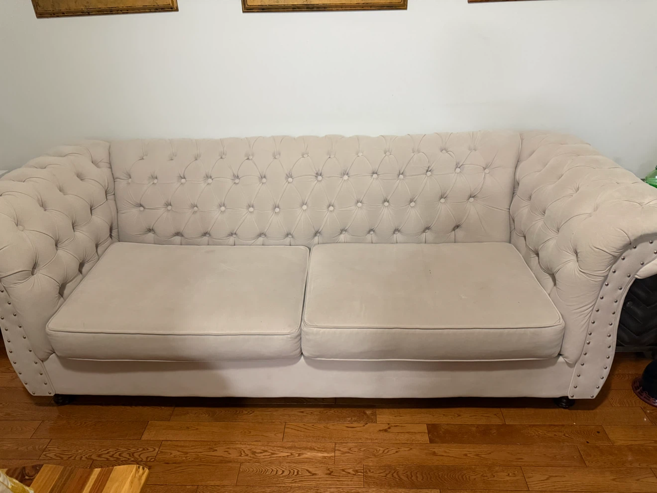 Chesterfield Sofa - Light Beige - photo 4