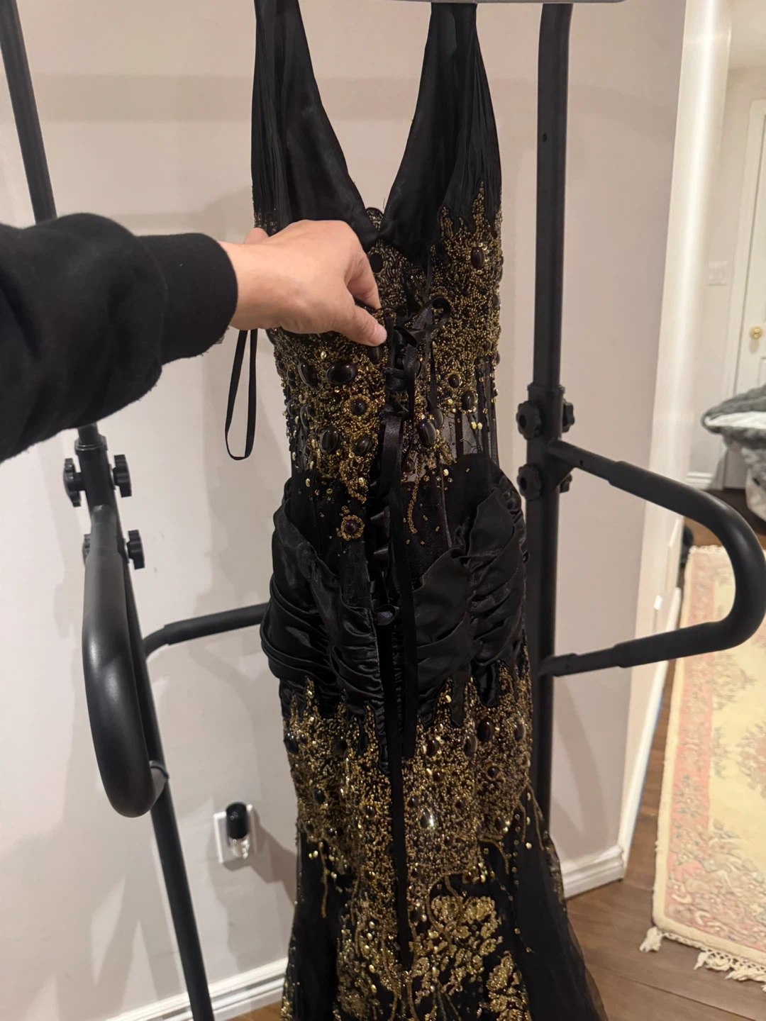 Black and Gold Embellished Formal Gown - photo 3
