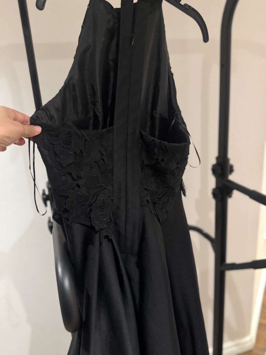 Black Lace Halter Neck Dress - photo 3