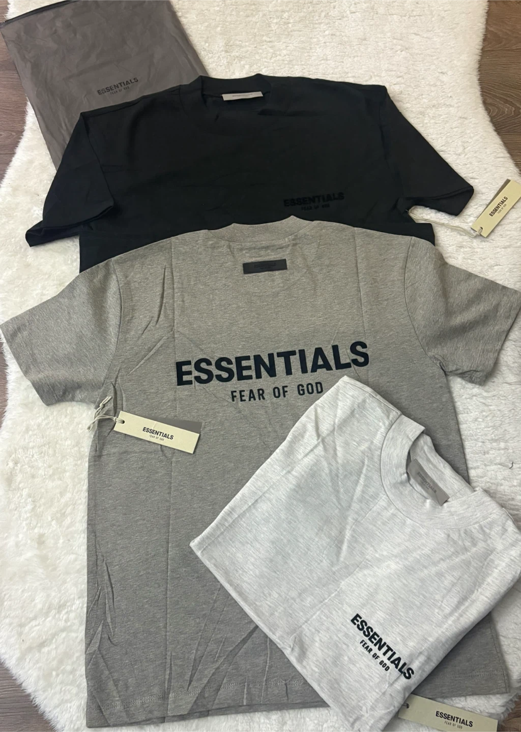 Fear of God Essentials T-Shirt - Black
