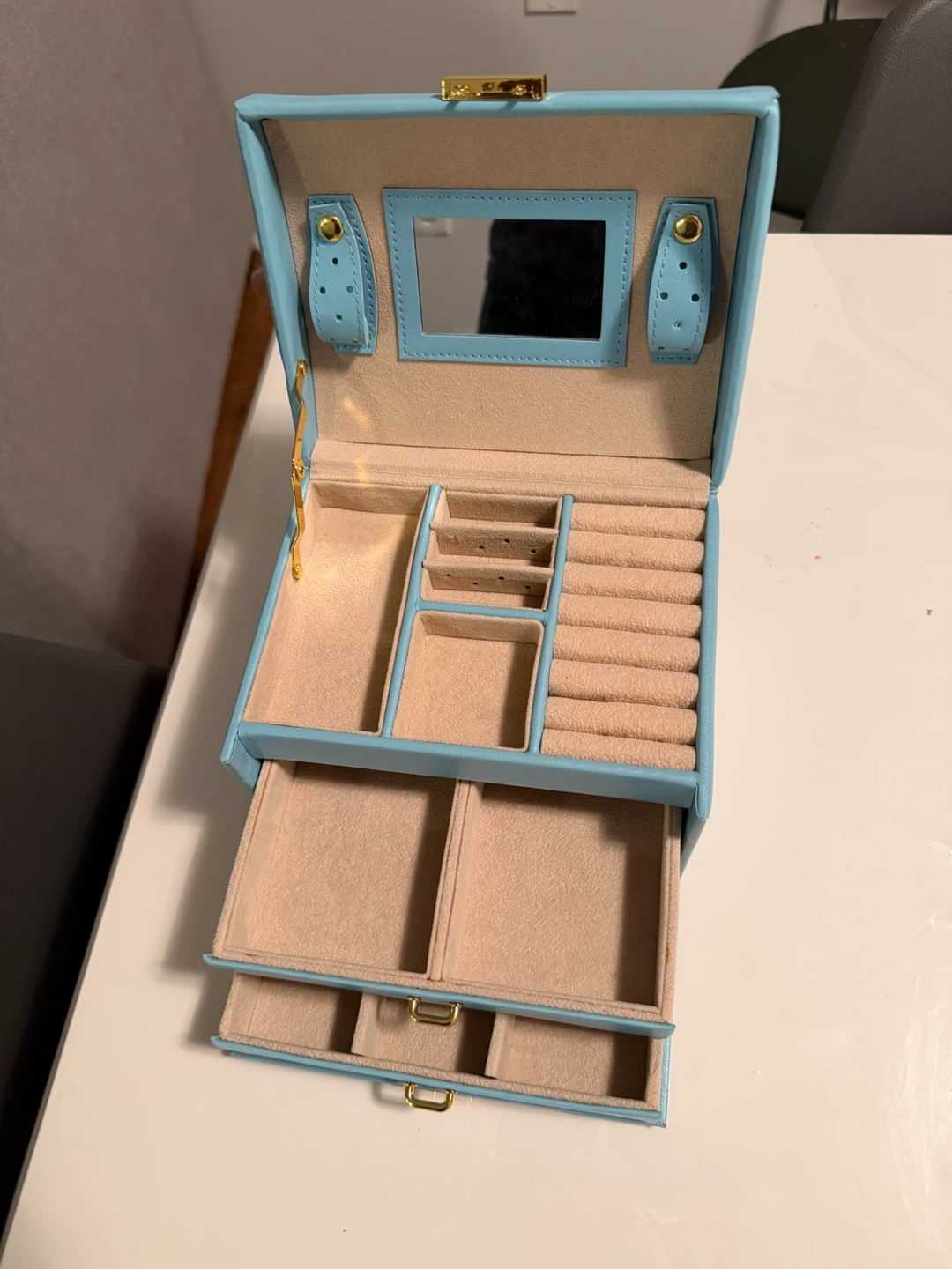 Jewellery Box with Mirror