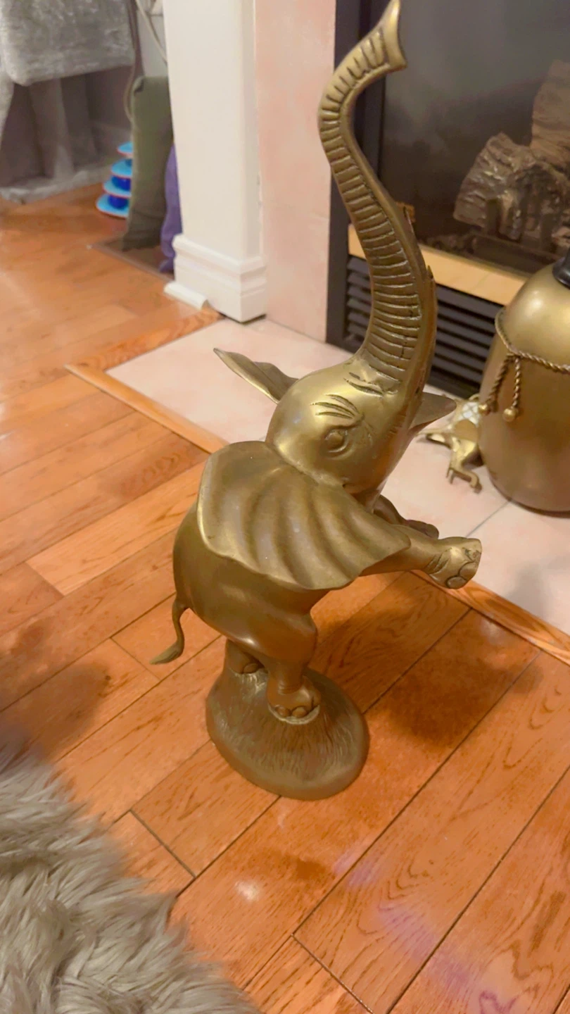 Brass Elephant Figurine - photo 2