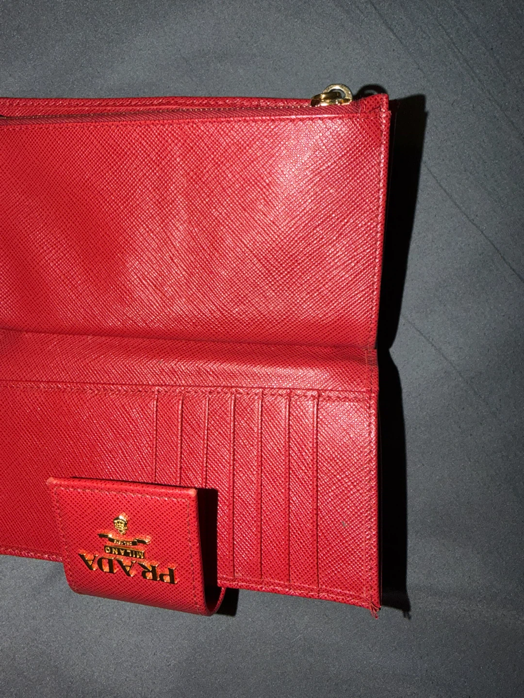 Prada Red Saffiano Leather Wallet - photo 5