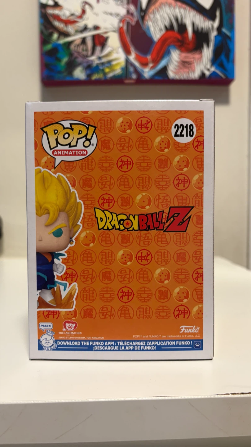 Funko Pop! Dragon Ball Z SSJ Vegito #2218 GITD Chase (damaged) - photo 3