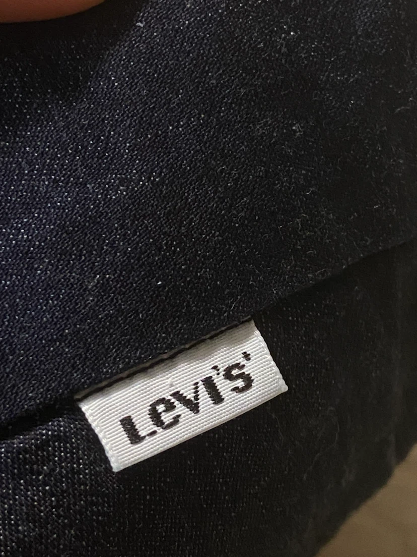 Vintage Levi’s Lightweight Dark Indigo Chino Pants - photo 5
