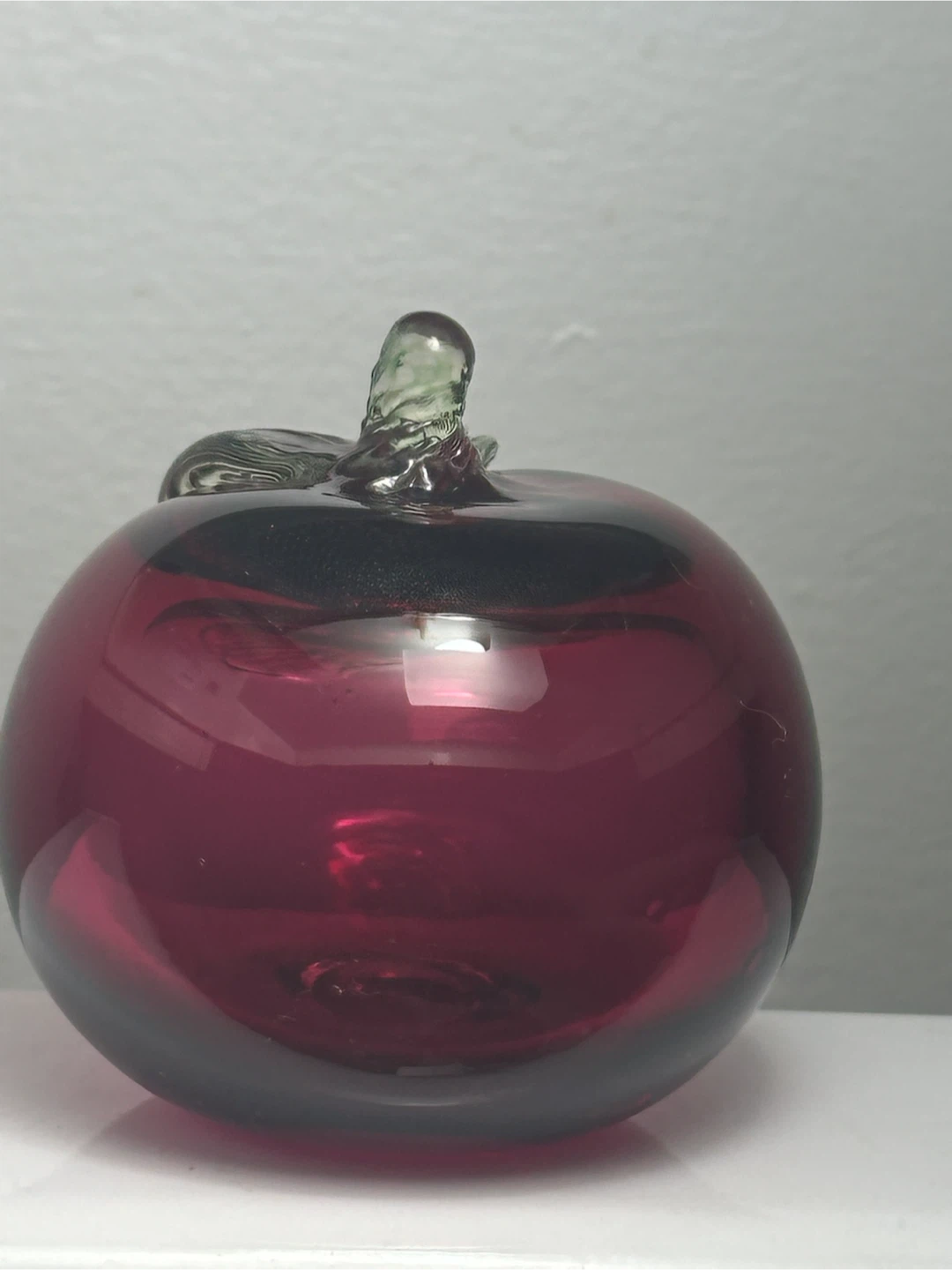 Vintage Rossi Cranberry Glass Apple Made in Canada - photo 4