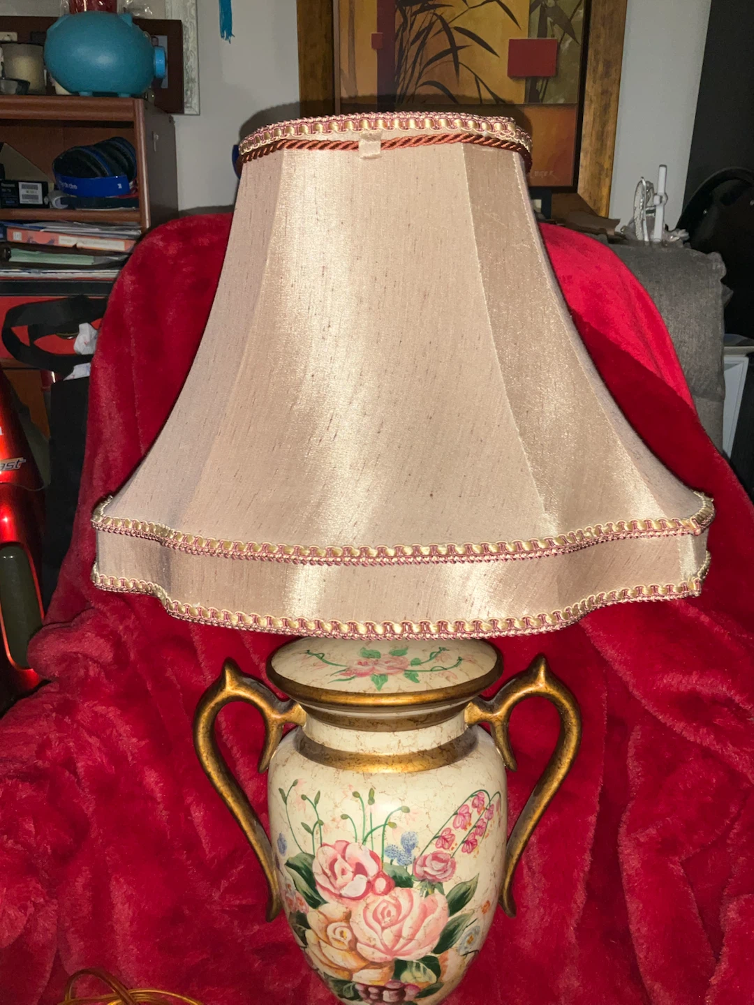 Vintage Floral Table Lamp - photo 2