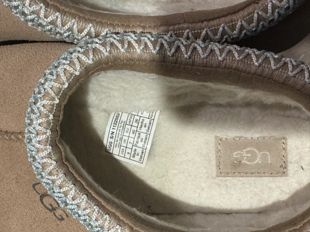 UGG Slippers - photo 4