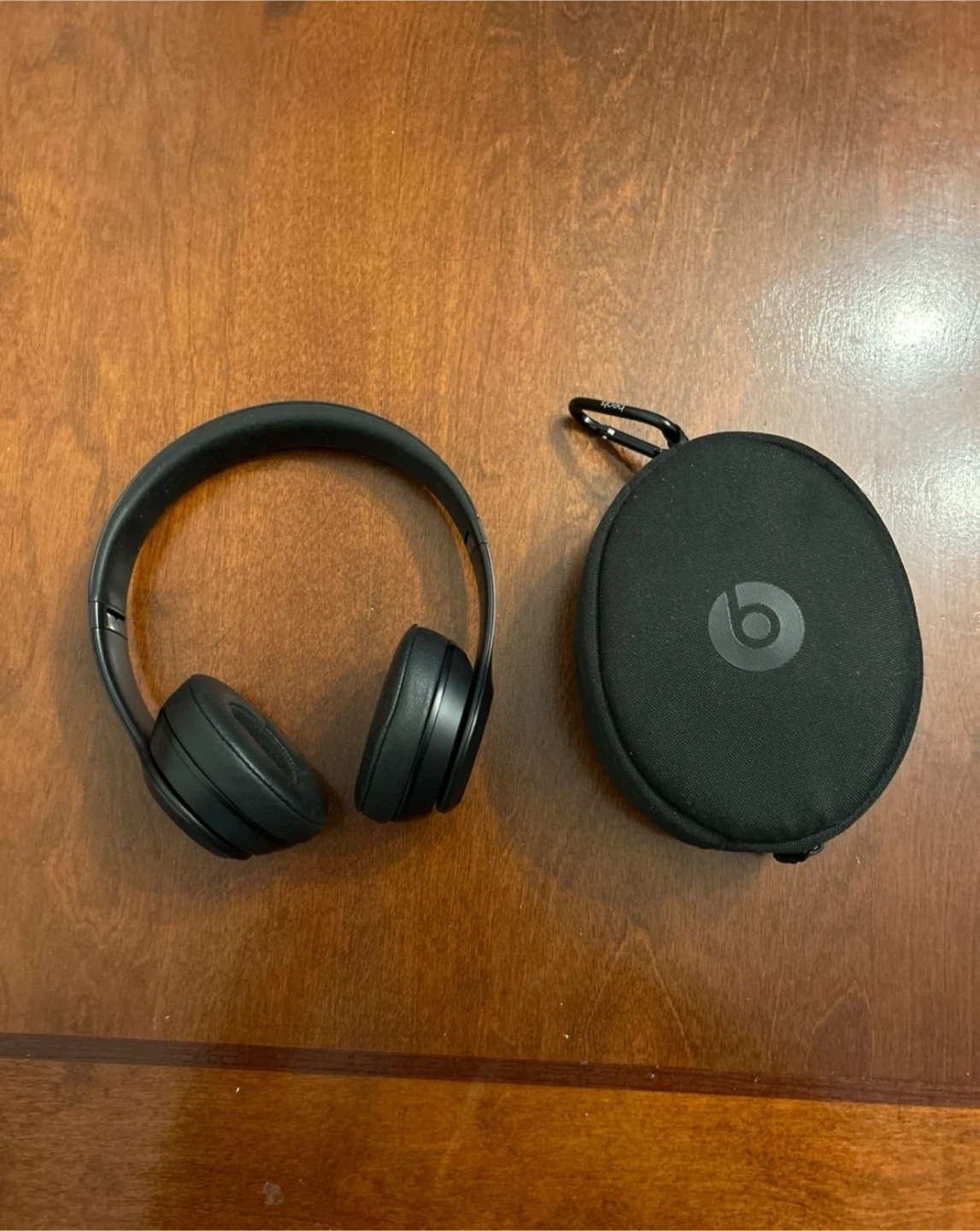 Black Beats Solo Wireless Headphones with Case