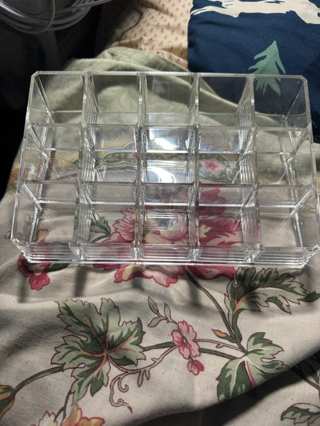 Clear Acrylic Makeup Organizer Holder - photo 4