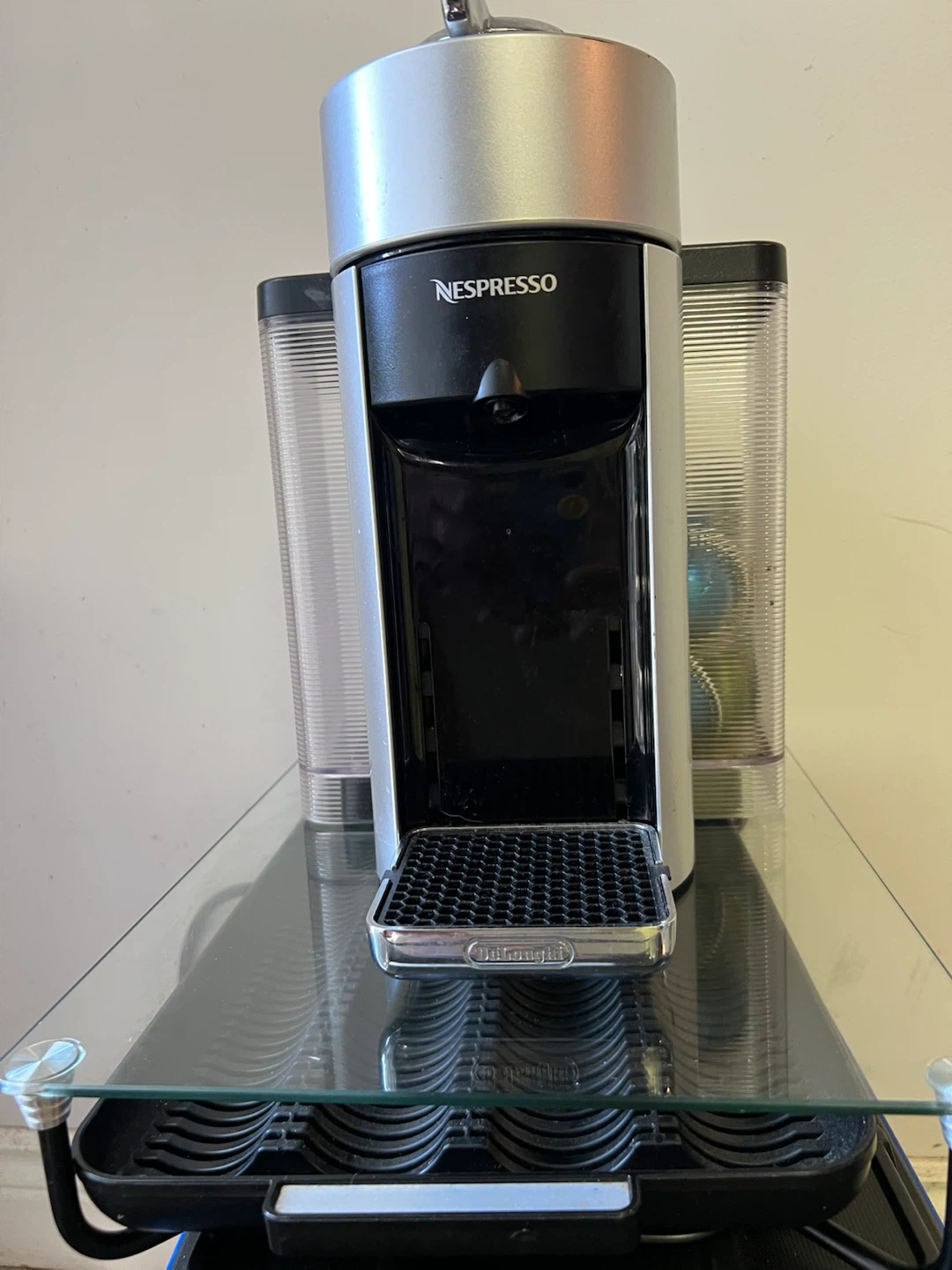 Nespresso Coffee Machine - photo 2