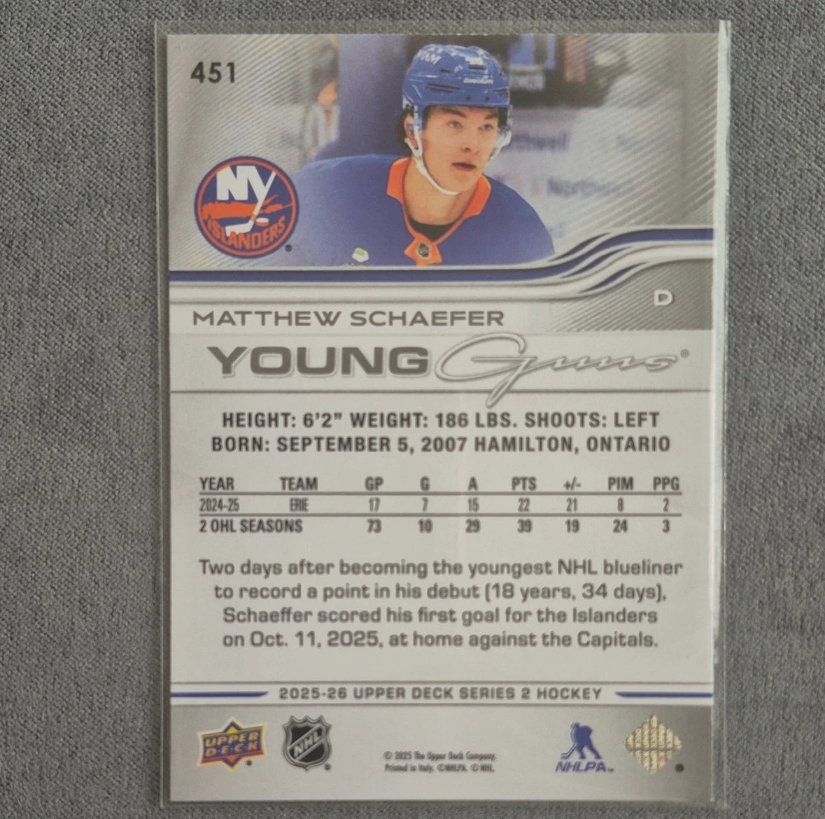Matthew Schaefer Young Guns Hockey Card - photo 2