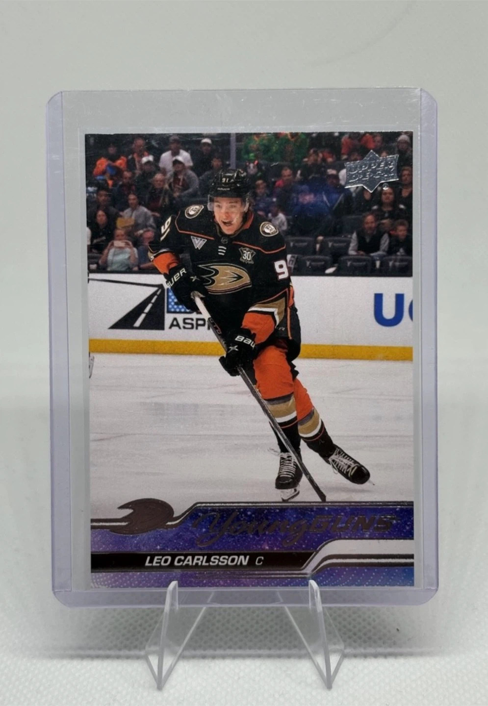 Leo Carlsson Young Guns Hockey Card
