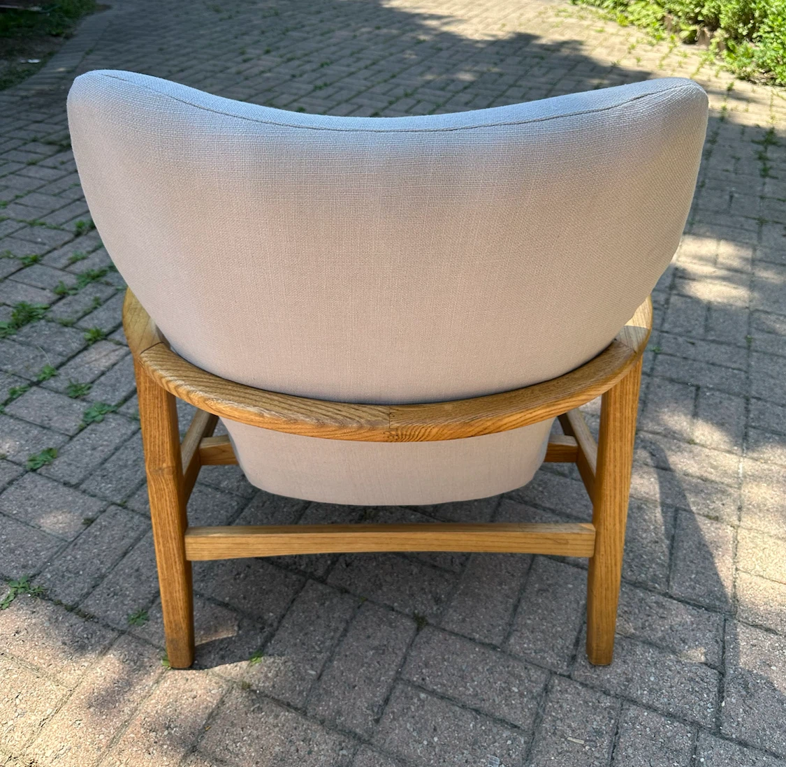 like 🆕- Grey Fabric Armchair with Wooden Frame - photo 5