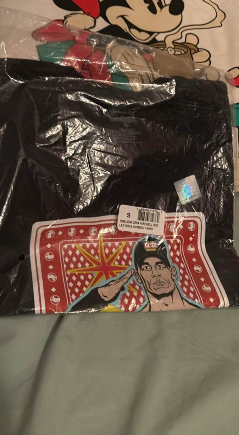 Women john cena u c me t shirt size small tags on