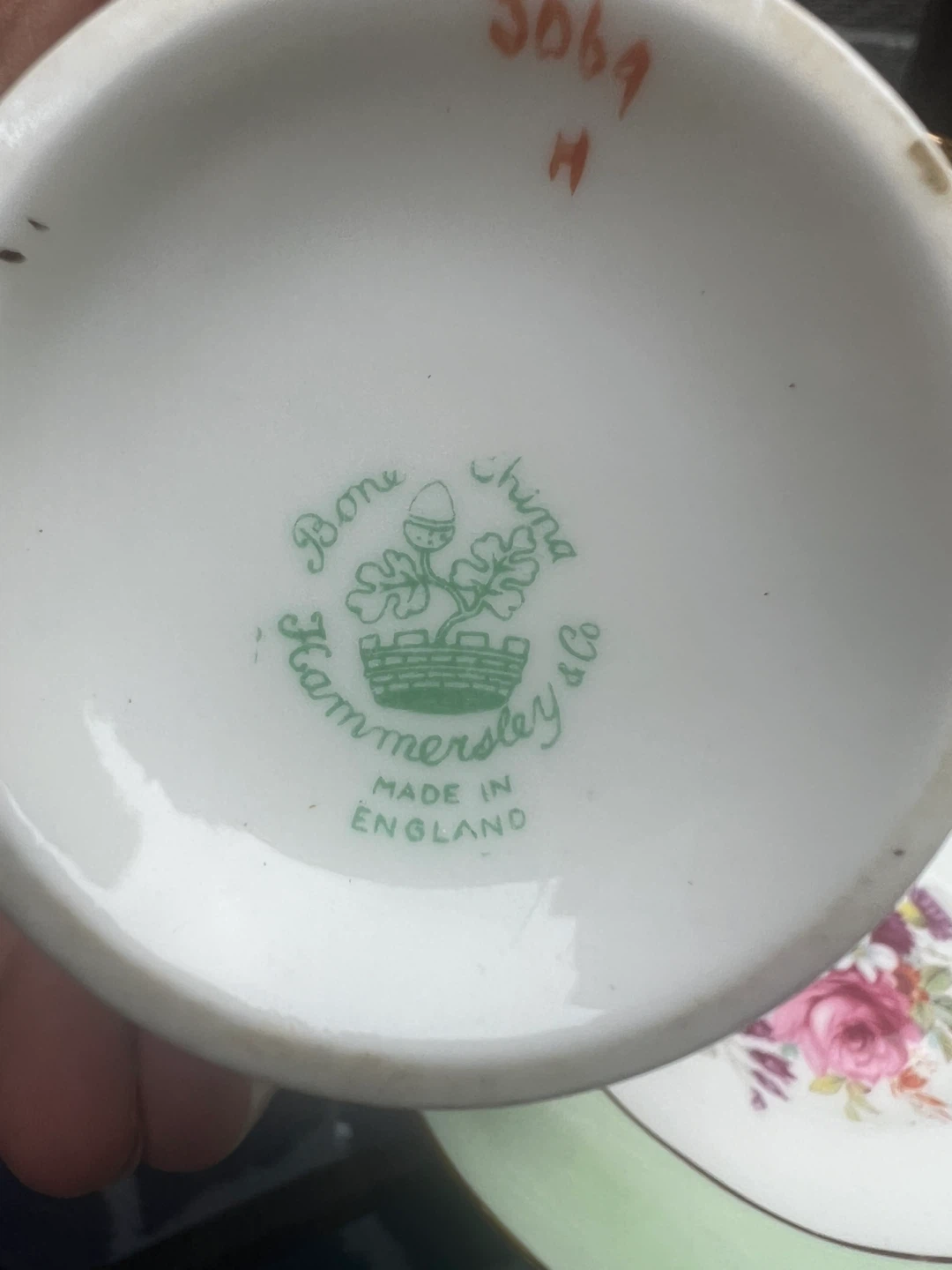 Assorted Royal Albert, Aynsley & Hammersley Bone China Teacups - photo 4