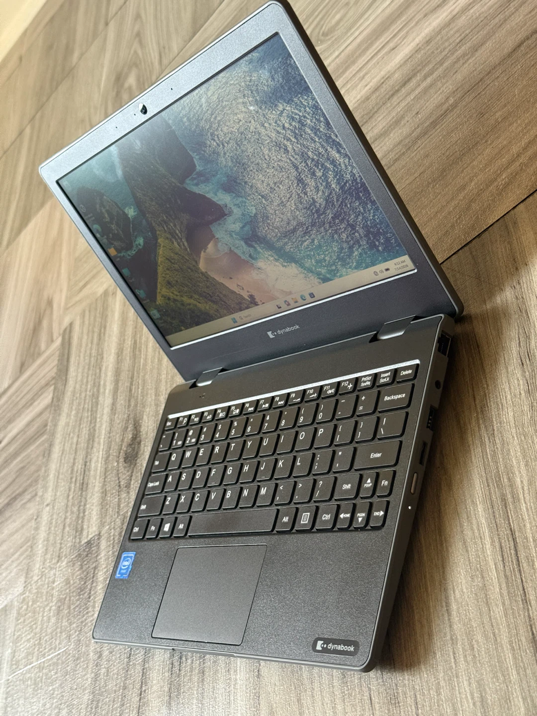 Dynabook E10-S Laptop with Charger - photo 5
