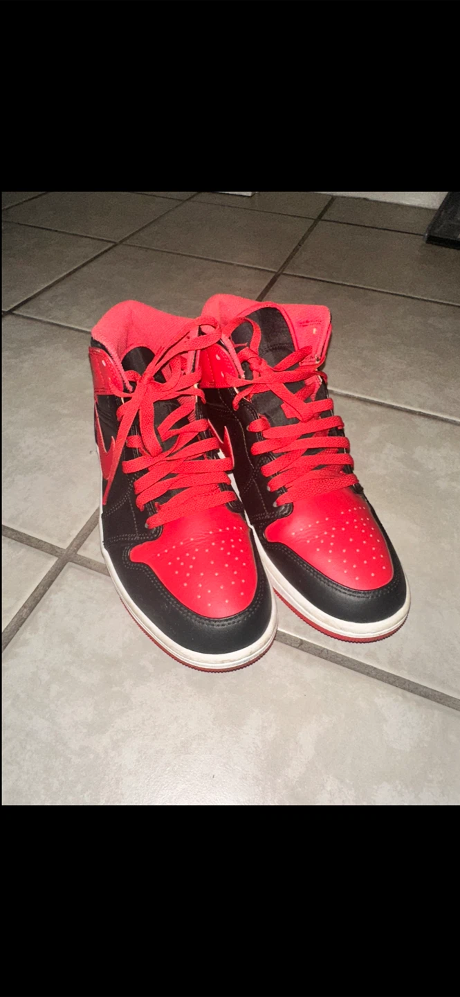 Air Jordan 1 Mid SE DQ8421-060 Red Black Sneakers - photo 4