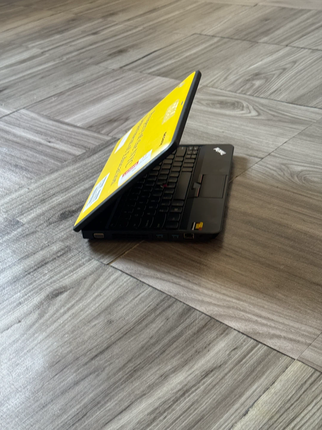 Lenovo ThinkPad X131e Laptop with 500GB storage and 6GB RAM - photo 4