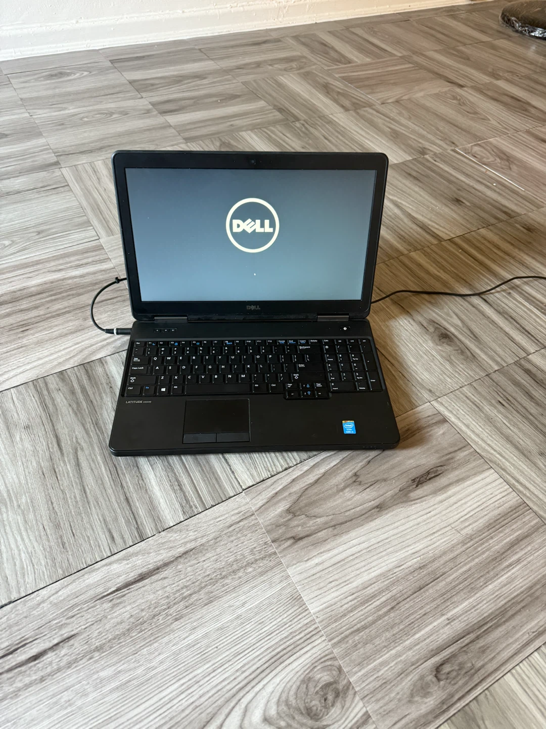 Dell Latitude E5540   i5 with 8GB RAM and 256GB SSD windows 11 - photo 3
