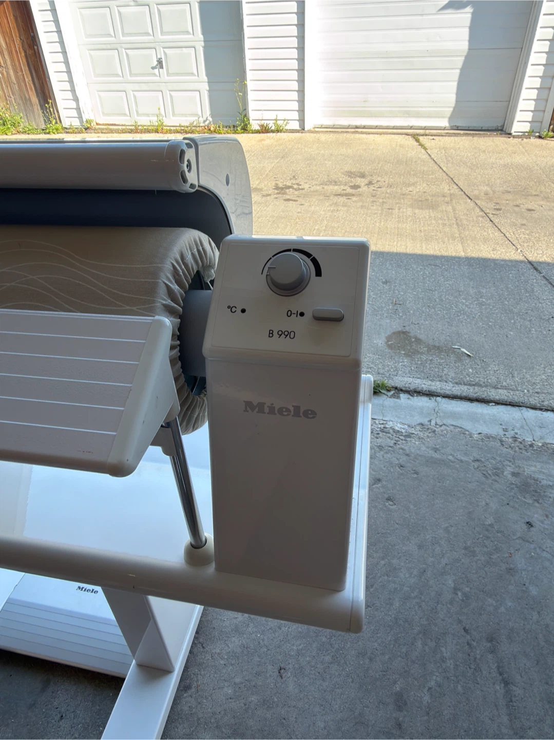 Miele B 990 Rotary Iron - photo 3